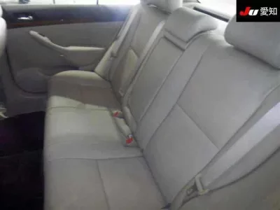Toyota AVENSIS SEDAN
