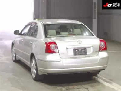 Toyota AVENSIS SEDAN
