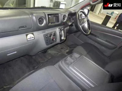 Nissan CARAVAN VAN