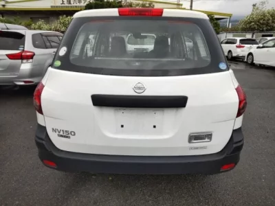Nissan AD