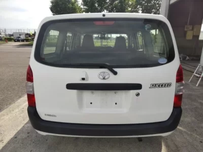 Toyota SUCCEED