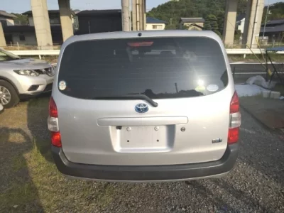 Toyota SUCCEED