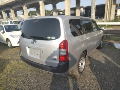 Toyota SUCCEED