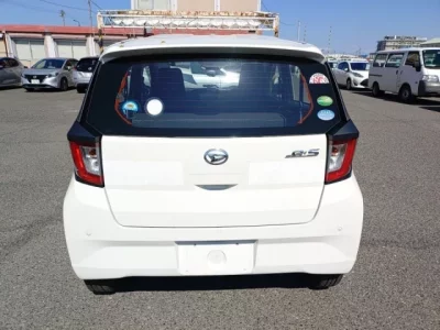 Daihatsu MIRA E S
