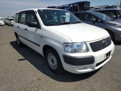 Toyota SUCCEED