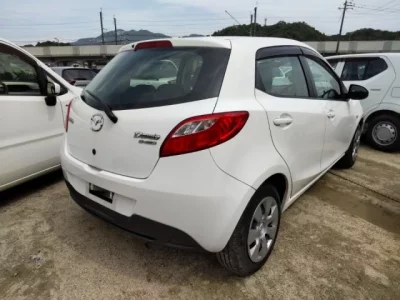 Mazda DEMIO