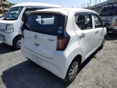 Daihatsu MIRA E S
