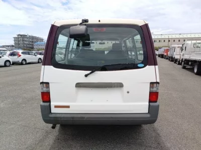 Mazda BONGO VAN