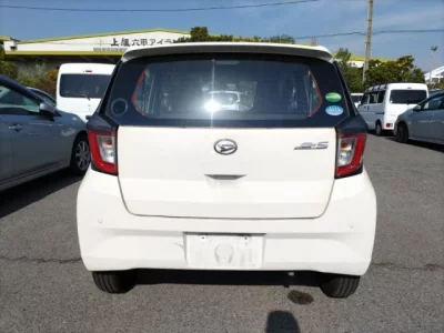 Daihatsu MIRA E S