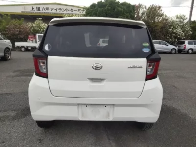 Daihatsu MIRA E S