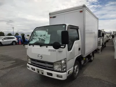 Mazda TITAN