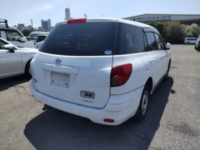 Nissan AD
