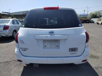 Nissan AD