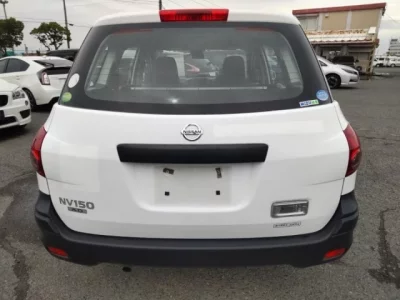 Nissan AD