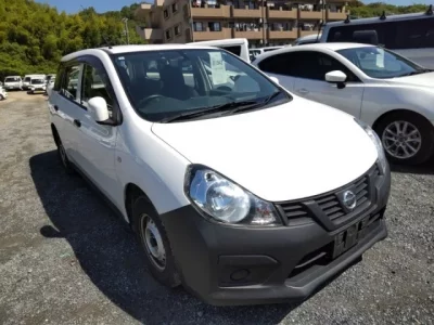 Nissan AD