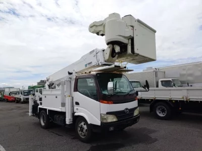 Hino DUTRO