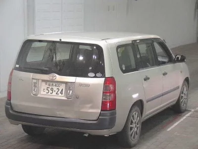 Toyota SUCCEED