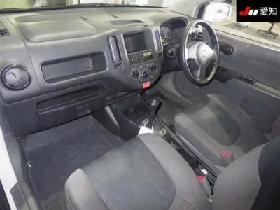 Nissan AD