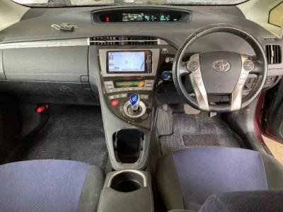 Toyota PRIUS PHV