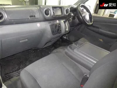 Nissan CARAVAN VAN