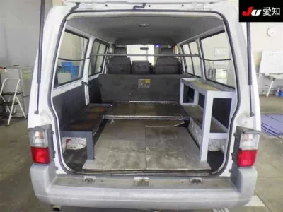 Nissan VANETTE VAN
