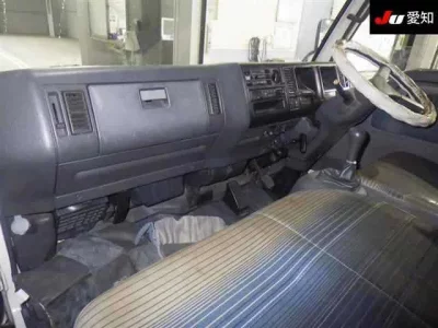 Mazda TITAN