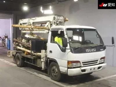 Isuzu ELF