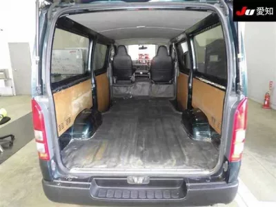 Toyota REGIUS ACE VAN