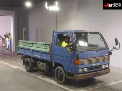 Mazda TITAN