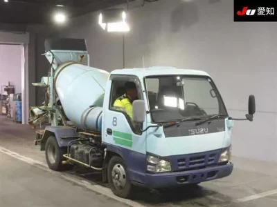 Isuzu ELF