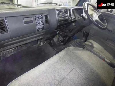 Mazda TITAN