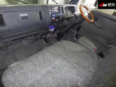Mazda TITAN