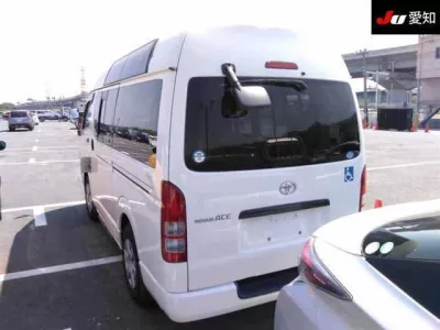 Toyota REGIUS ACE VAN