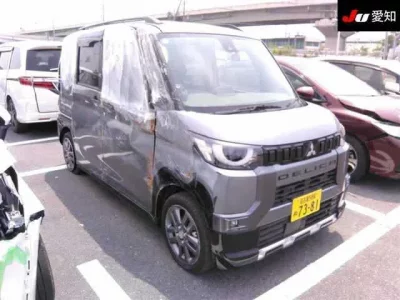 Mitsubishi DELICA MINI