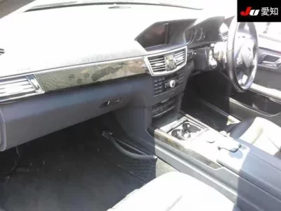 Mercedes-Benz E CLASS WAGON