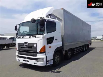 Hino TRUCK