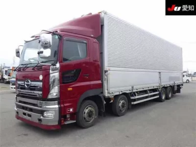 Hino TRUCK
