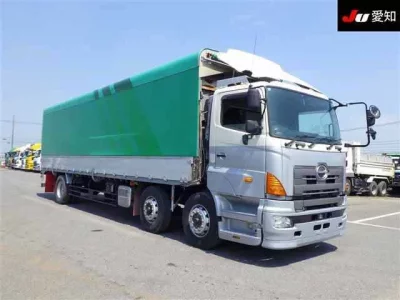 Hino TRUCK