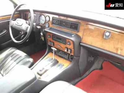 Jaguar XJ SERIES