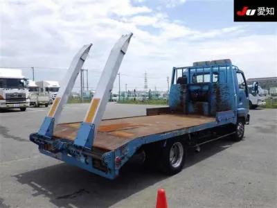 Isuzu TRUCK
