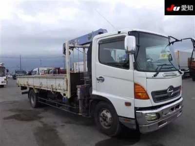 Hino TRUCK