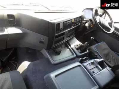 Hino TRUCK