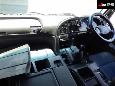 Isuzu TRUCK