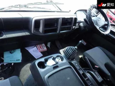 Hino TRUCK