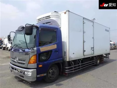 Hino TRUCK