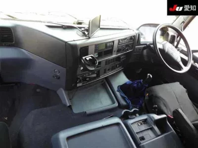 Hino TRUCK