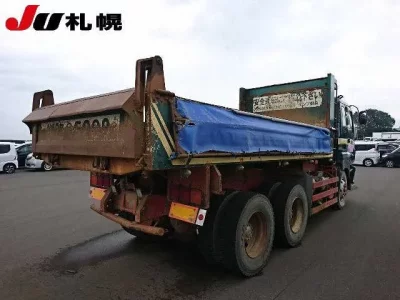 Isuzu GIGA