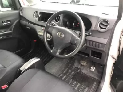 Daihatsu TANTO EXE