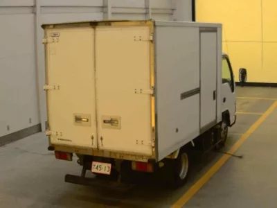Isuzu ELF