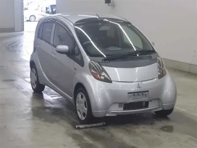 Mitsubishi I